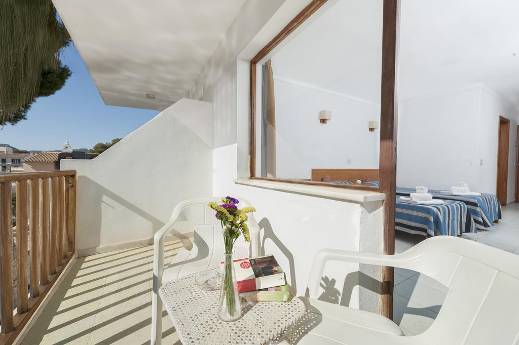 Hostal Casa Bauza Cala Ratjada  Rum bild