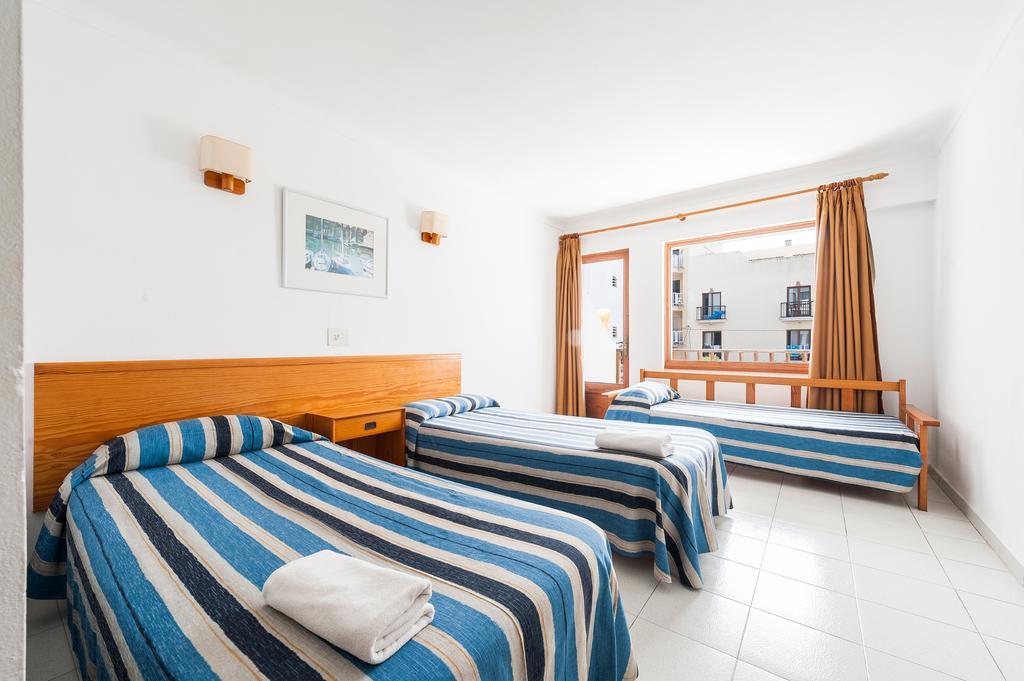 Hostal Casa Bauza Cala Ratjada  Rum bild