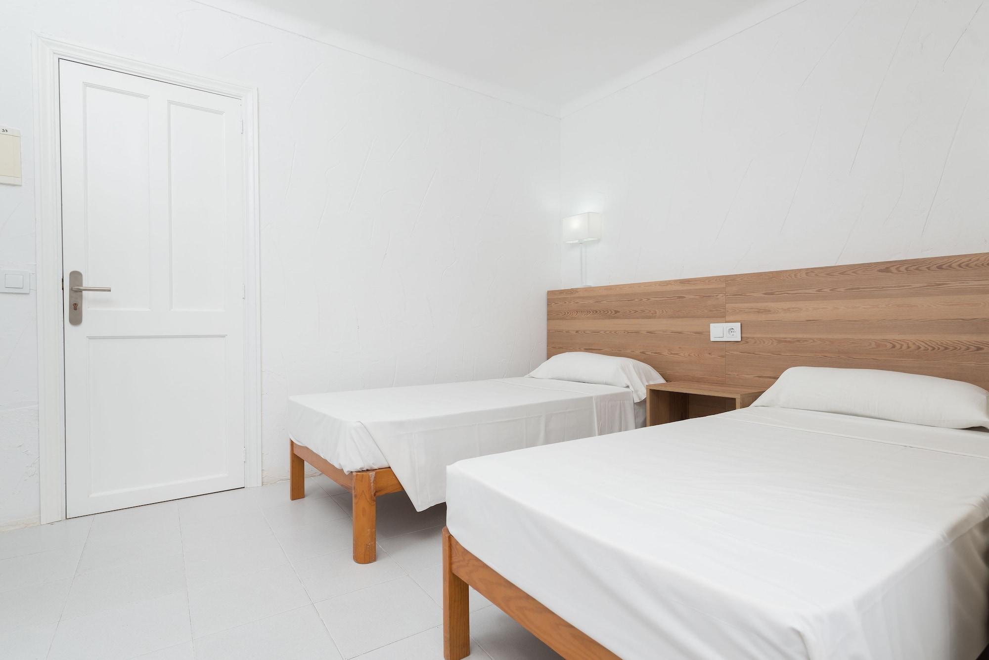 Hostal Casa Bauza Cala Ratjada  Exteriör bild