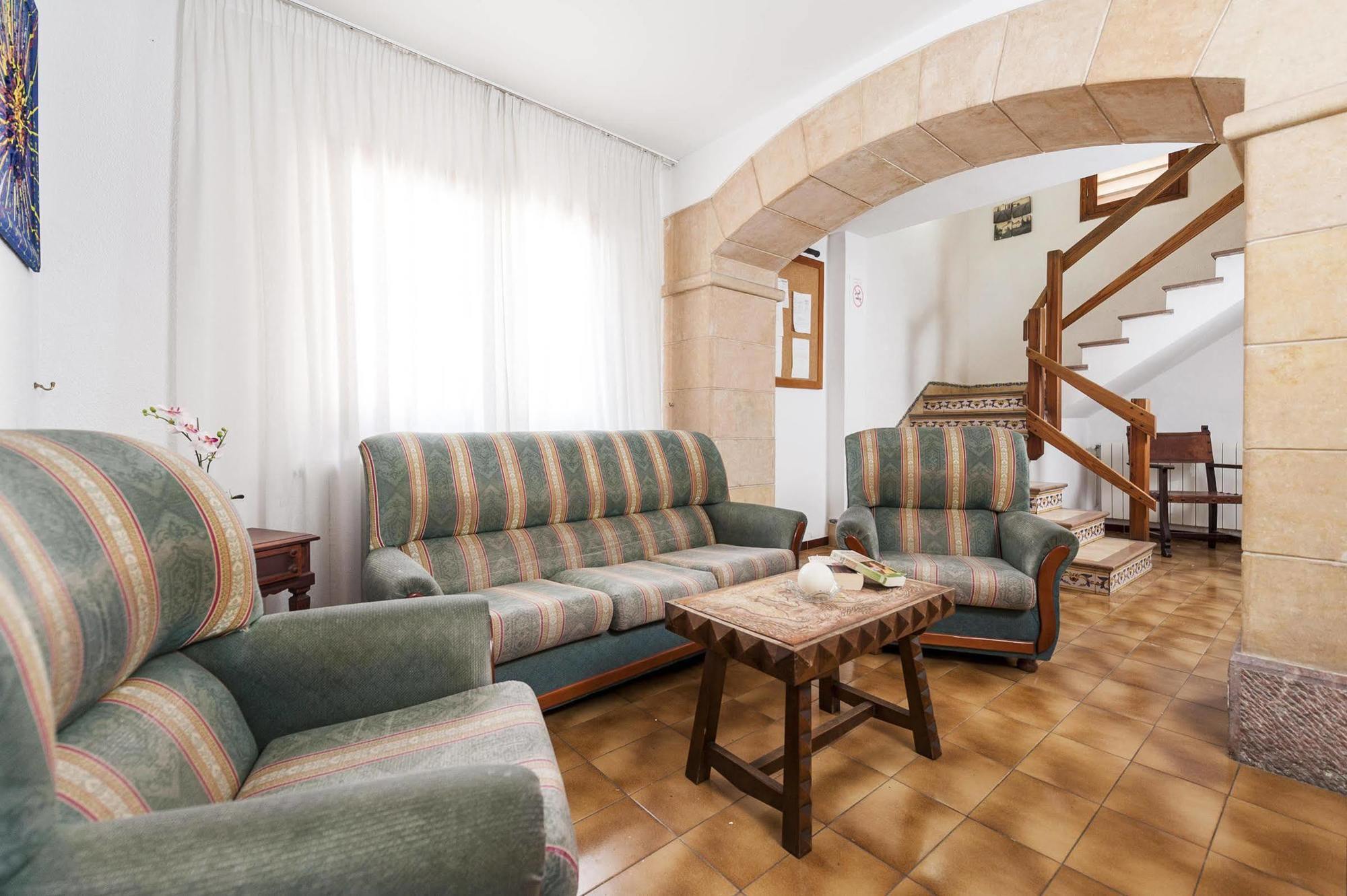 Hostal Casa Bauza Cala Ratjada  Exteriör bild