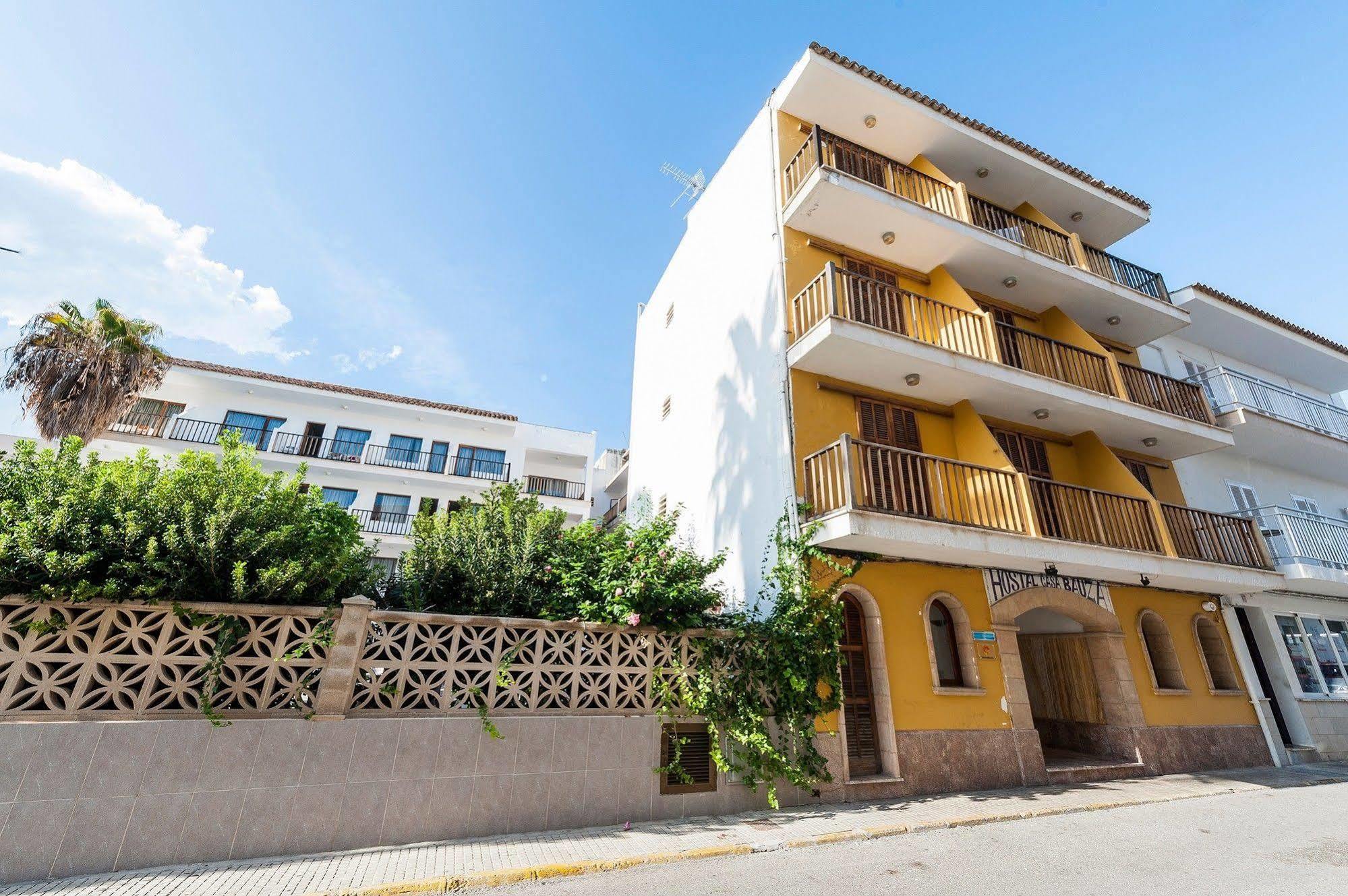 Hostal Casa Bauza Cala Ratjada  Exteriör bild